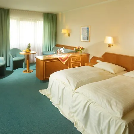 Loesch Pfaelzer Hof Hotel Römerberg